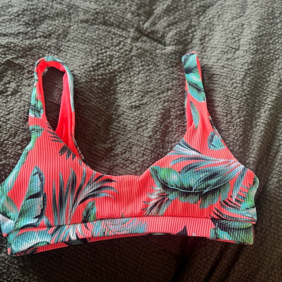 Pink Lily Tropical Leaf Print Bikini Set - Picture 5 of 5